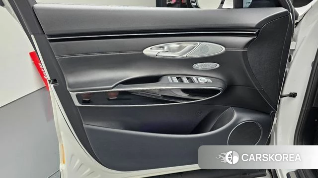 Genesis GV70 id 4784933 из Кореи 16