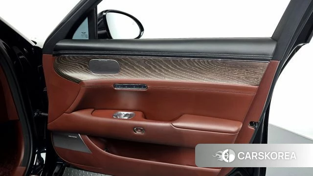 Genesis G90 (RS4) id 4720452 из Кореи 16