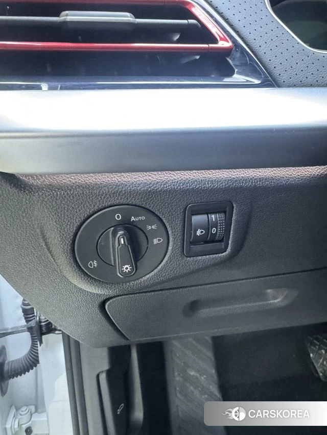 Volkswagen Lavida id 4218693 из Китая 16