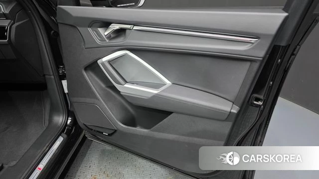 Audi Q3 (F3) id 4394364 из Кореи 16