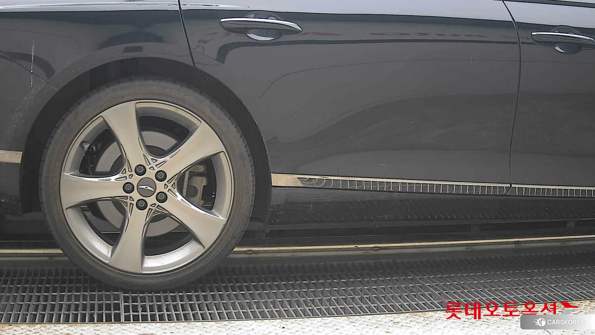Hyundai G80 id 4902356 из Кореи 16