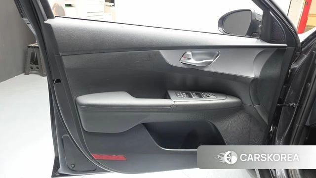 Kia The New K3 2nd generation id 4267115 из Кореи 16