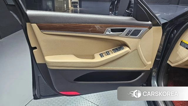 Genesis G80 id 4727745 из Кореи 16