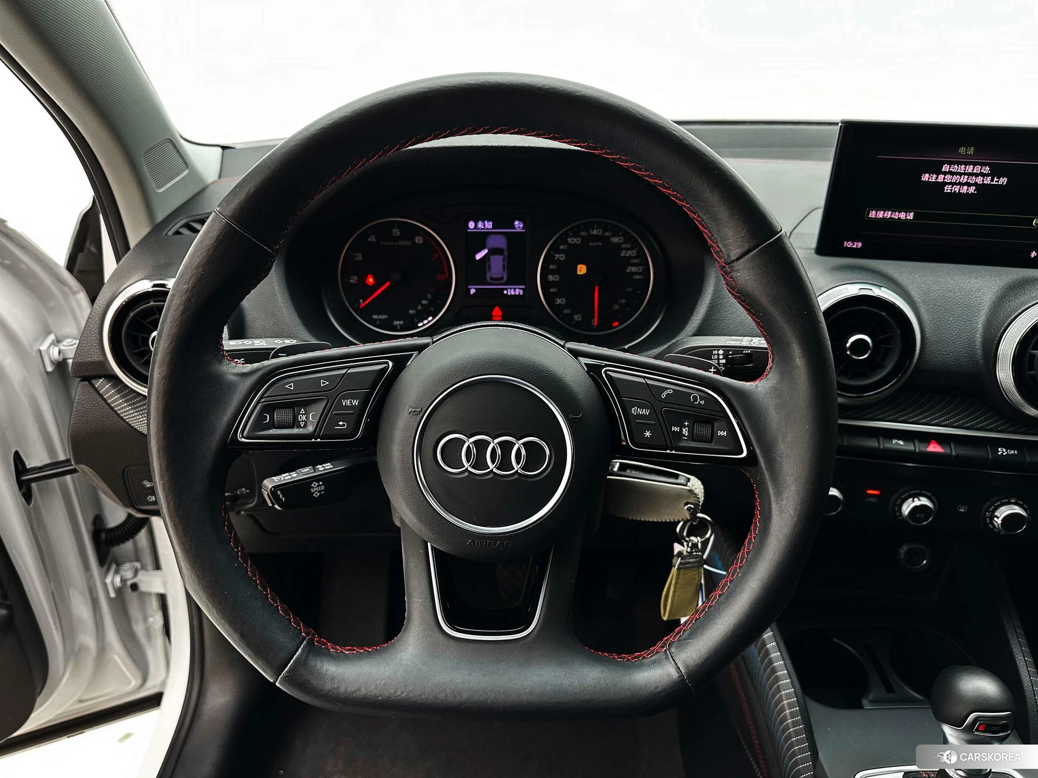 Audi Q2L id 4413279 из Китая 16