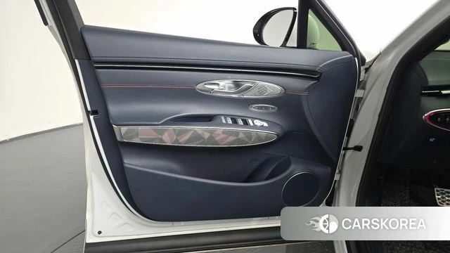 Genesis GV70 id 4736549 из Кореи 16