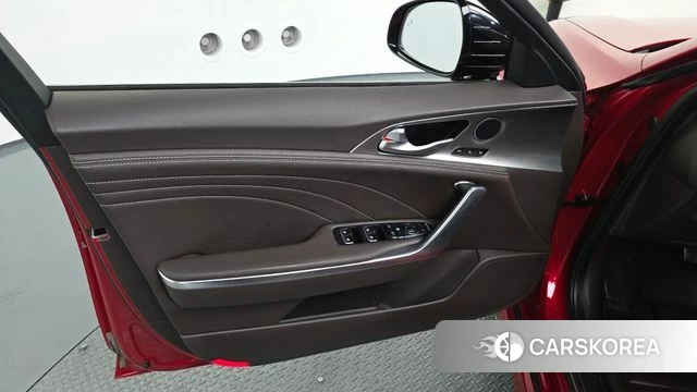 Kia Stinger Meister id 4283398 из Кореи 16