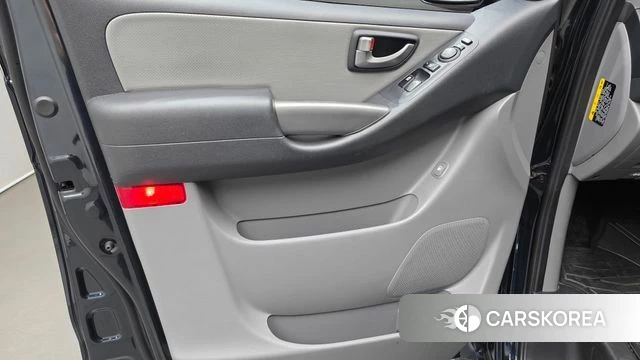 Hyundai The New Grand Starex id 4567901 из Кореи 16