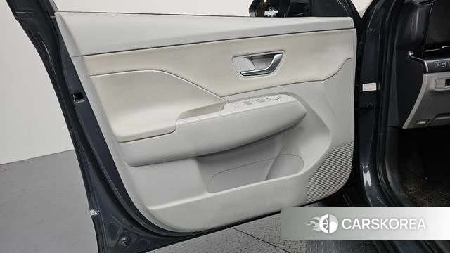 Hyundai Kona (SX2) id 4292608 из Кореи 16