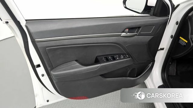 Hyundai Avante AD id 4384833 из Кореи 16