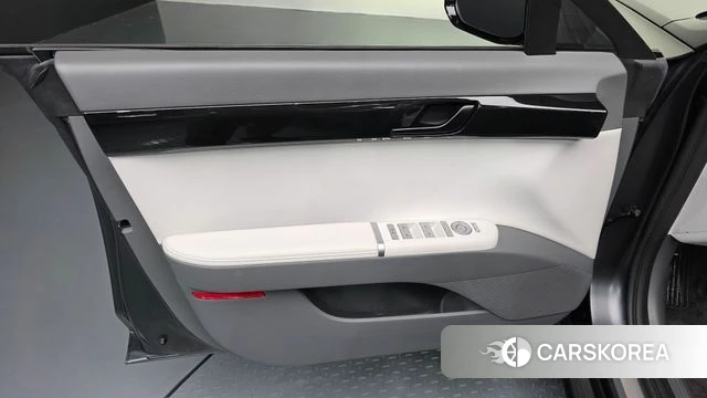Hyundai Grandeur Hybrid (GN7) id 4500359 из Кореи 16