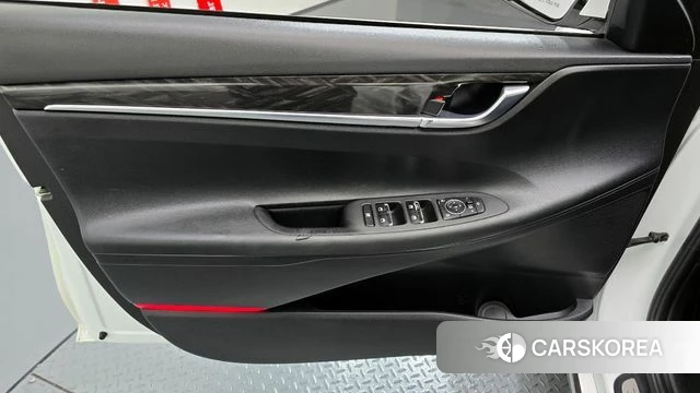 Hyundai Grandeur IG id 4339819 из Кореи 16