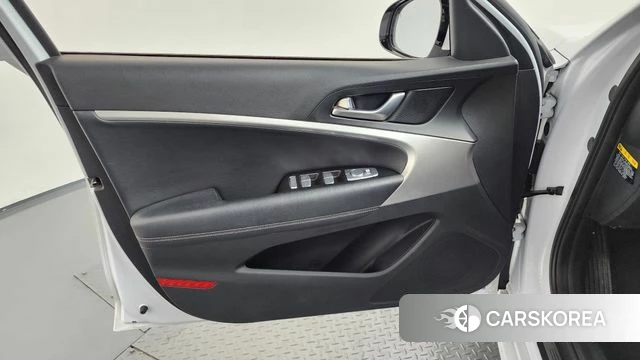 Genesis G70 id 4543268 из Кореи 16