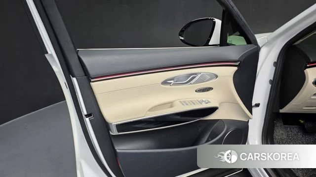 Genesis GV70 id 4185734 из Кореи 16