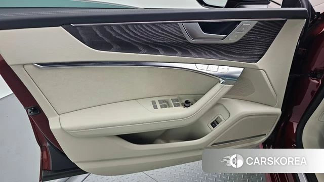 Audi A7 (4K) id 4629922 из Кореи 16