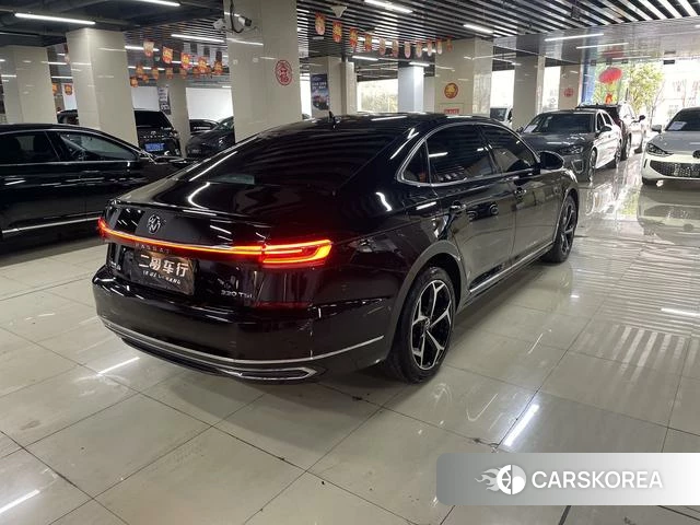 Volkswagen Passat id 4256188 из Китая 16