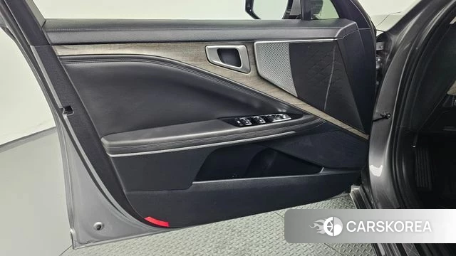 Kia K8 id 4904800 из Кореи 16