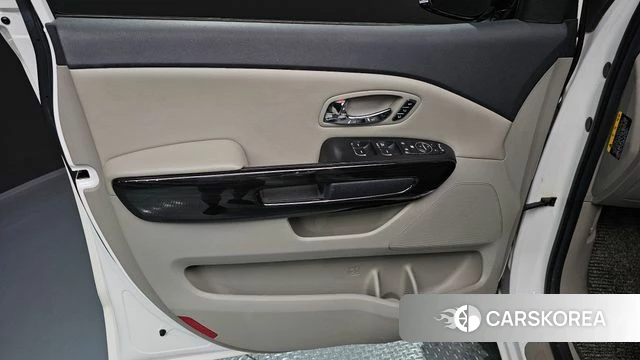 Kia The New Carnival id 4594773 из Кореи 16
