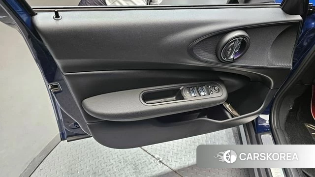 Mini Cooper D Clubman id 4203863 из Кореи 16