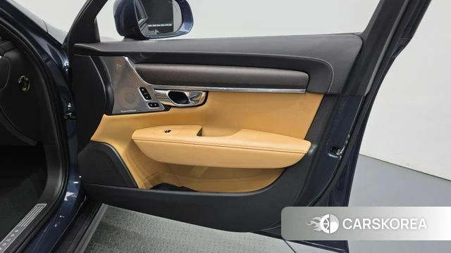 Volvo V90 Cross-Country id 4855901 из Кореи 16