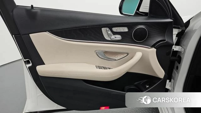 Mercedes-Benz E-Class W213 id 4186168 из Кореи 16