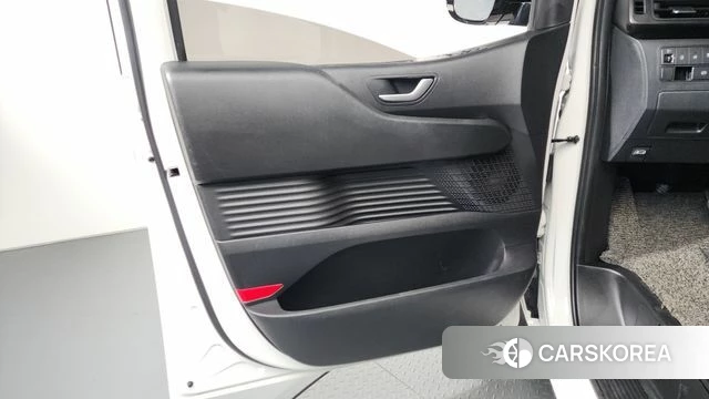 Hyundai Staria id 4266638 из Кореи 16