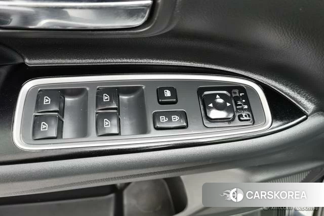 Mitsubishi  Outlander id 4210244 из Китая 16