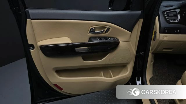 Kia The New Carnival id 4435418 из Кореи 16