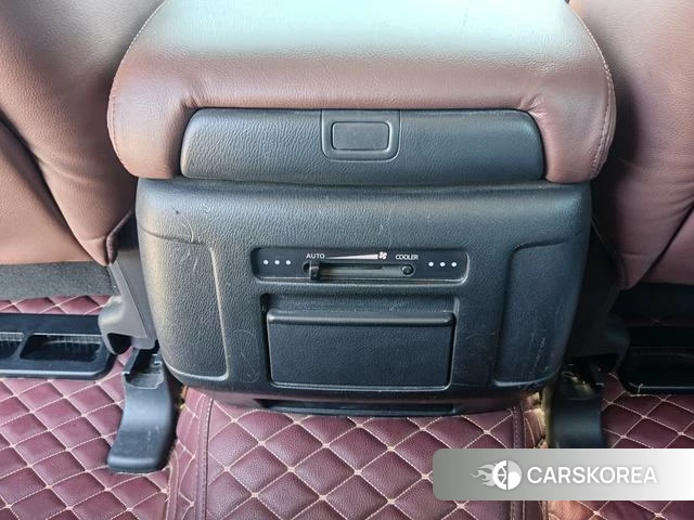 Nissan Toure id 4235053 из Китая 16