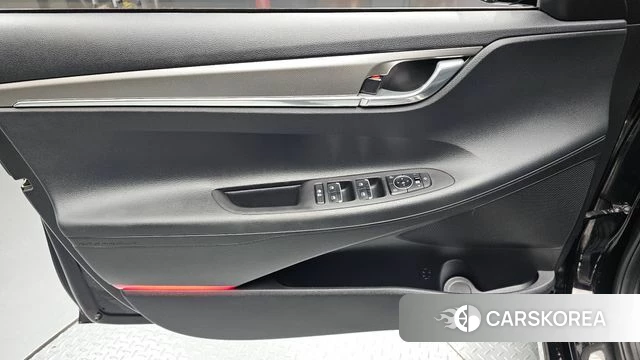 Hyundai The New Grandeur IG Hybrid id 4893905 из Кореи 16
