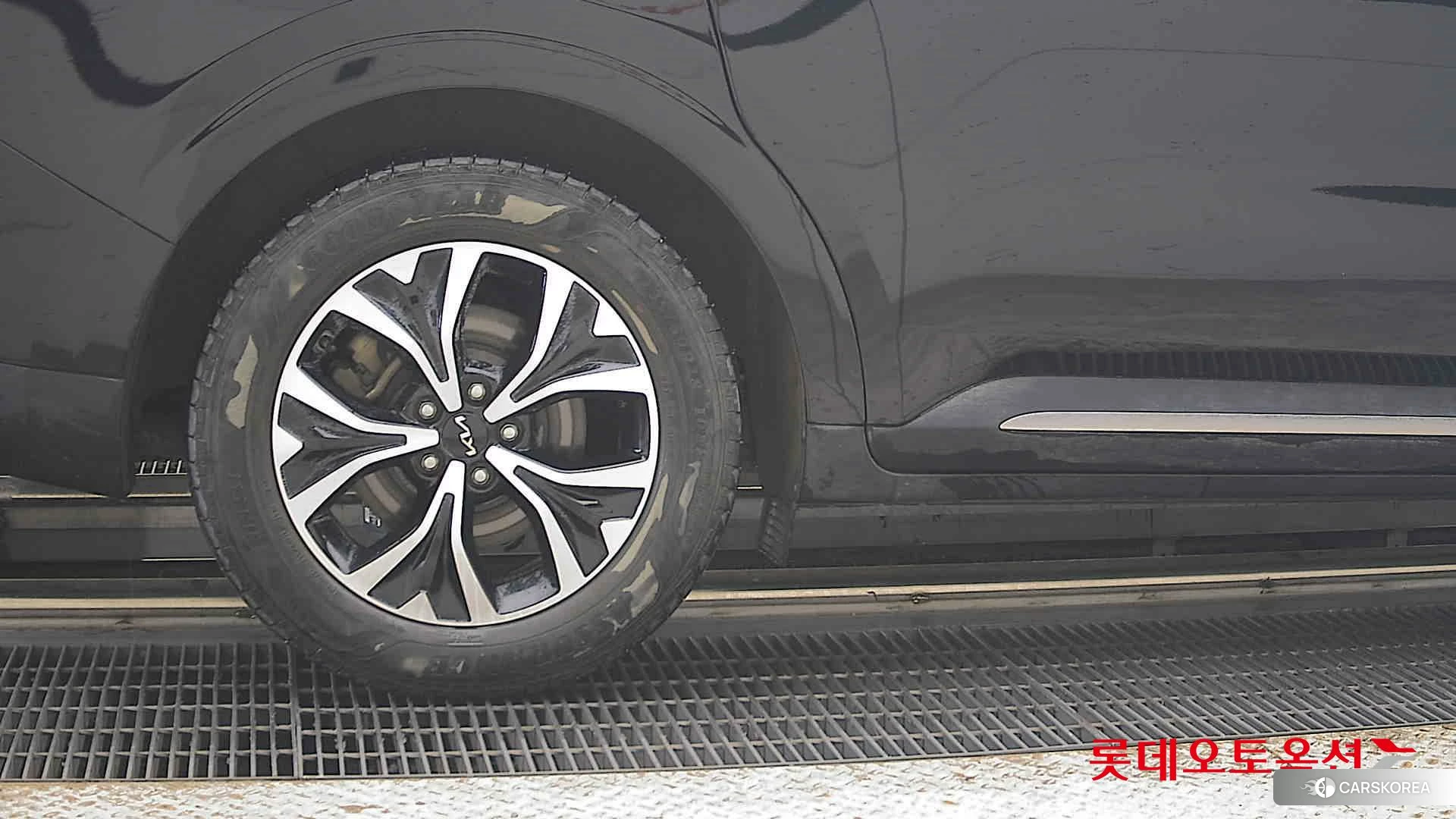 Kia Carnival id 4679373 из Кореи 16