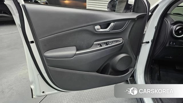 Hyundai The New Kona id 4282306 из Кореи 16