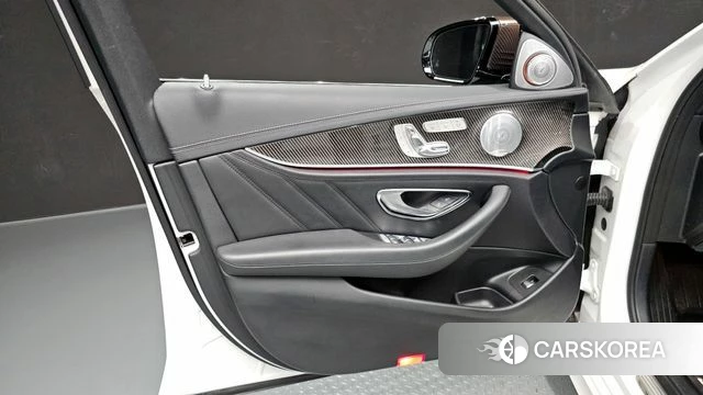 Mercedes-Benz E-Class W213 id 4246280 из Кореи 16
