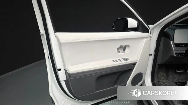 Hyundai Ionic 5 id 4590712 из Кореи 16