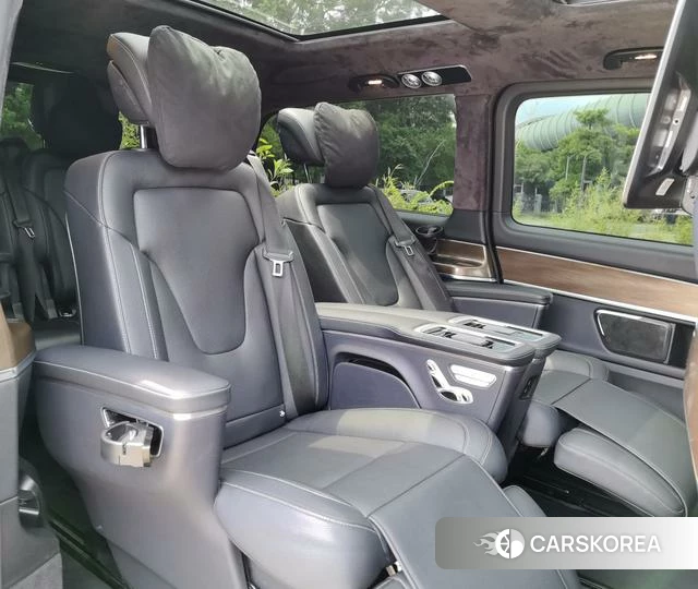 Mercedes-Benz V-class id 4278114 из Китая 16