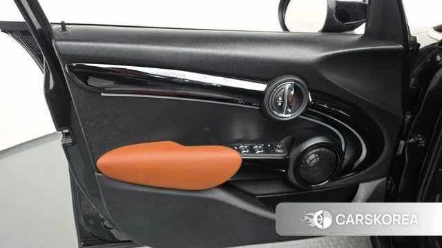 Mini Cooper S id 4645303 из Кореи 16