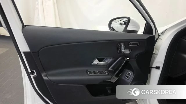 Mercedes-Benz A-Class W177 id 4881922 из Кореи 16