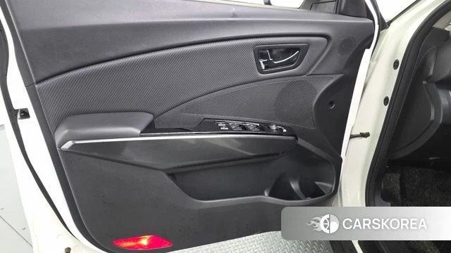 Ssangyong Tivoli Air id 4573380 из Кореи 16