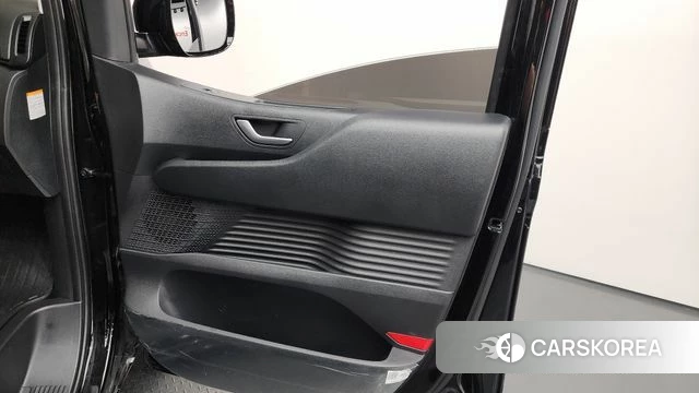 Hyundai Staria id 4222513 из Кореи 16