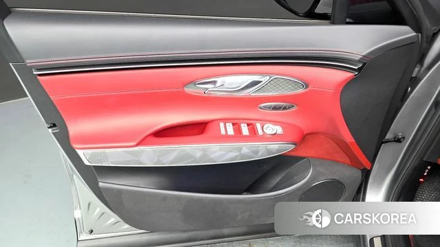 Genesis GV70 id 4388173 из Кореи 16