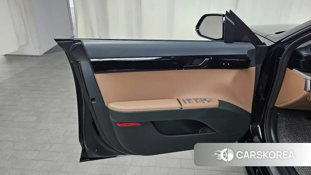 Hyundai Grandeur Hybrid (GN7) id 4548587 из Кореи 16