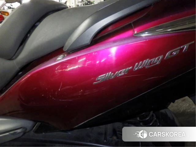 Honda SILVER WING 400 GT ABS id 4184685 из Японии 16