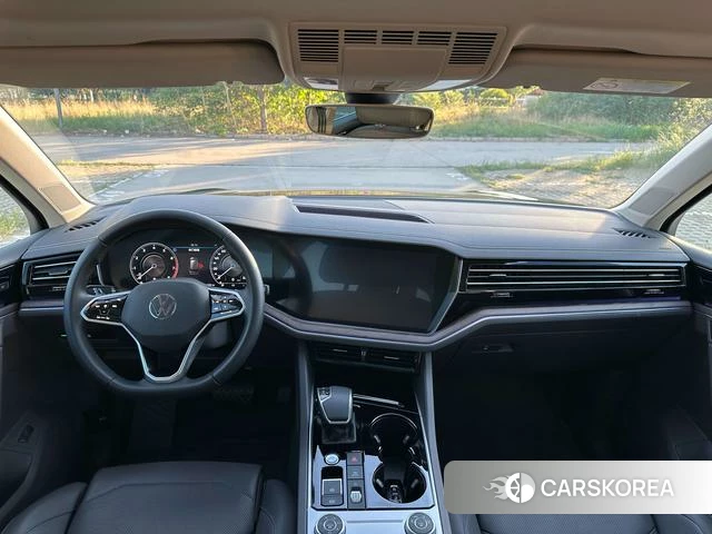 Volkswagen Touareg id 4291347 из Китая 16