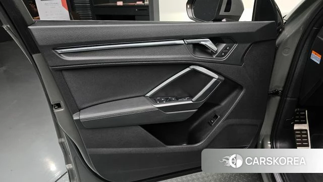 Audi Q3 (F3) id 4937031 из Кореи 16