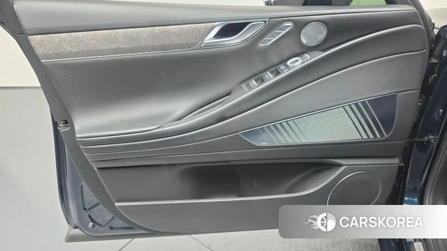 Genesis Electrified G80 (RG3) id 4469015 из Кореи 16