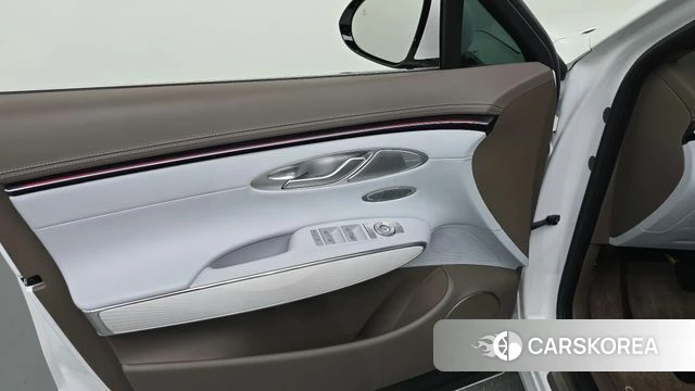 Genesis GV70 id 4441982 из Кореи 16
