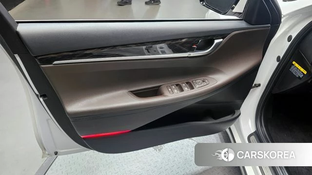 Hyundai Grandeur IG id 4197197 из Кореи 16