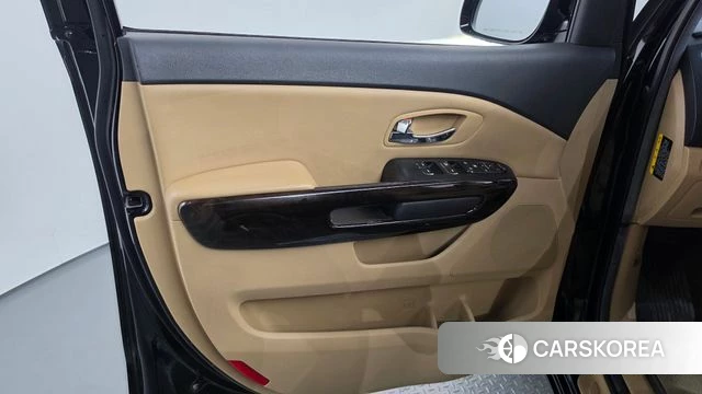Kia The New Carnival id 4746919 из Кореи 16