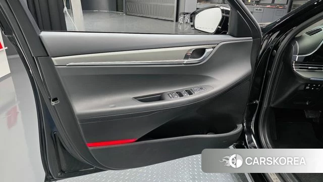Hyundai The New Grandeur IG Hybrid id 4303120 из Кореи 16