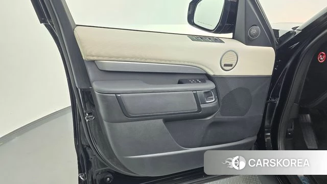Land Rover Discovery 5 id 4641827 из Кореи 16