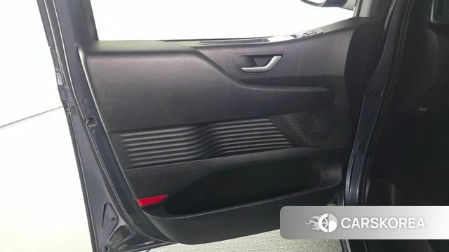 Hyundai Staria id 4201758 из Кореи 16